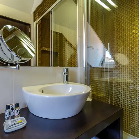 Behotelisboa Hotel Lisbona
