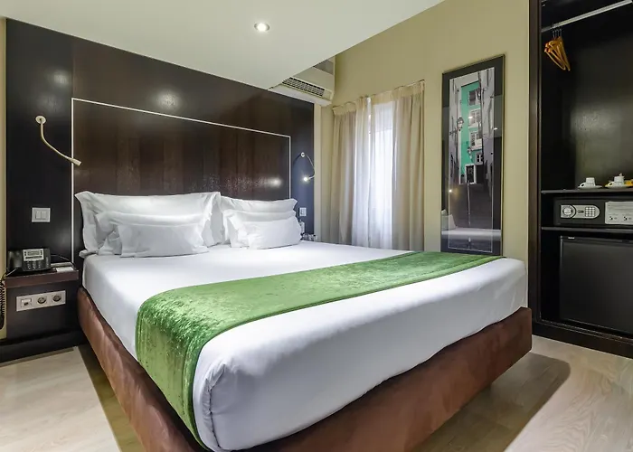 Behotelisboa מלון